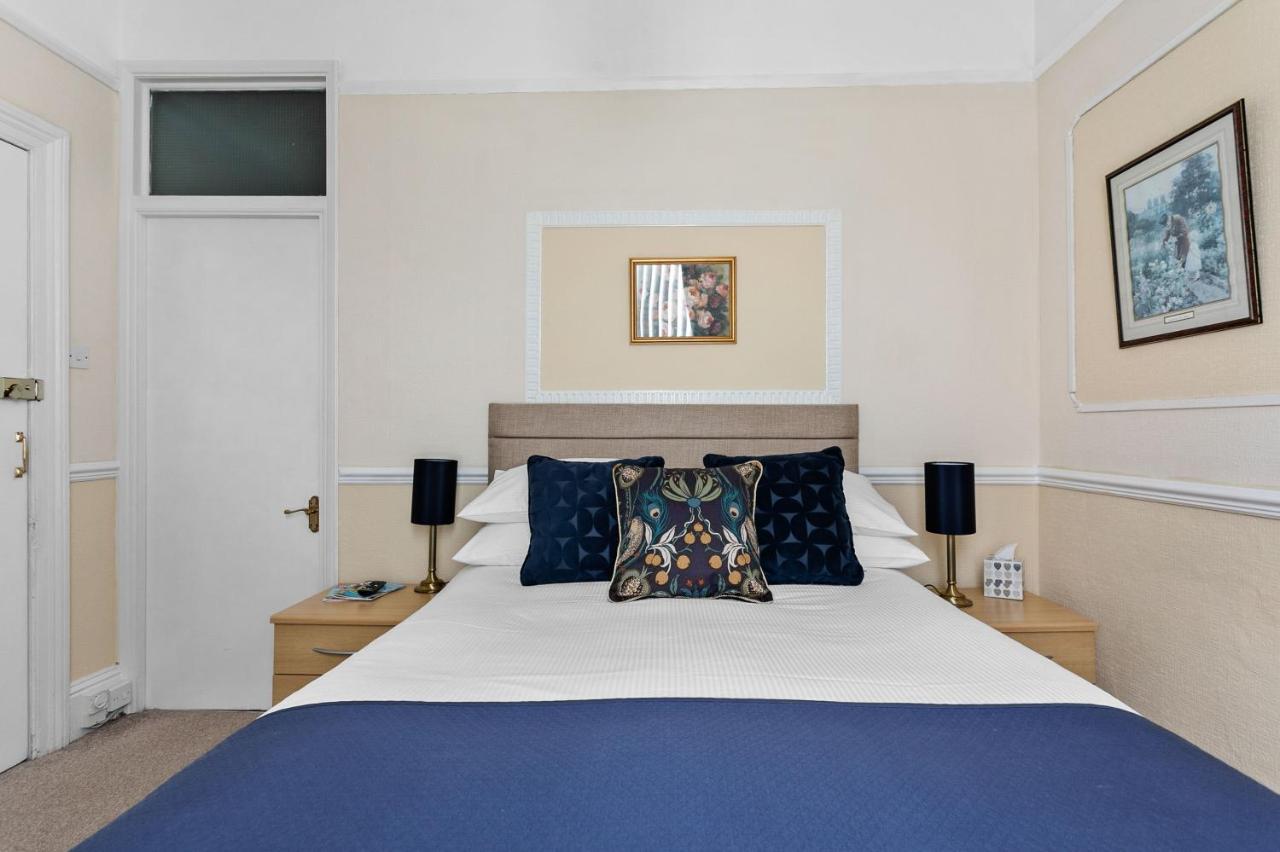 Melba House (Adults Only) Panzió Torquay Kültér fotó