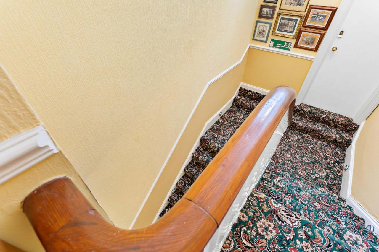 Melba House (Adults Only) Panzió Torquay Kültér fotó